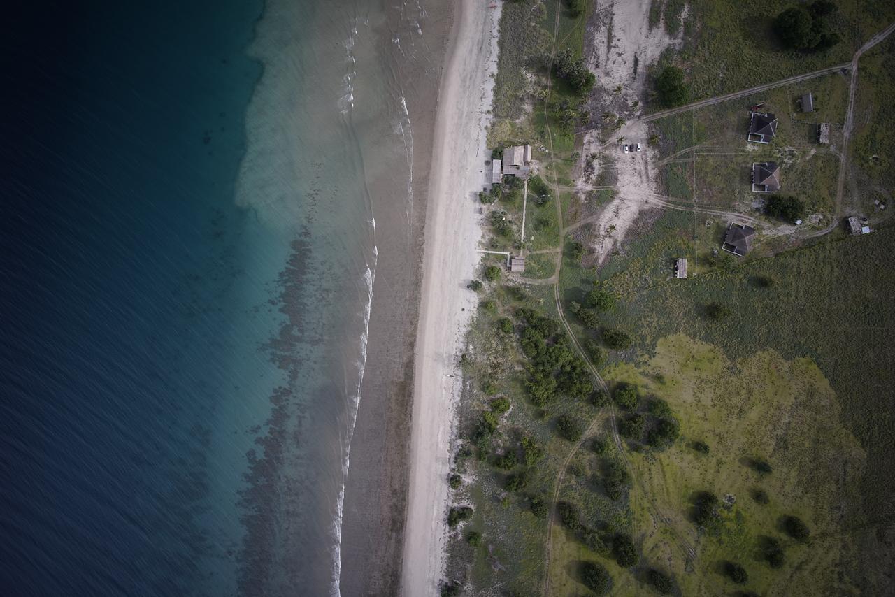 Wera Beach Kadumbul Exterior foto