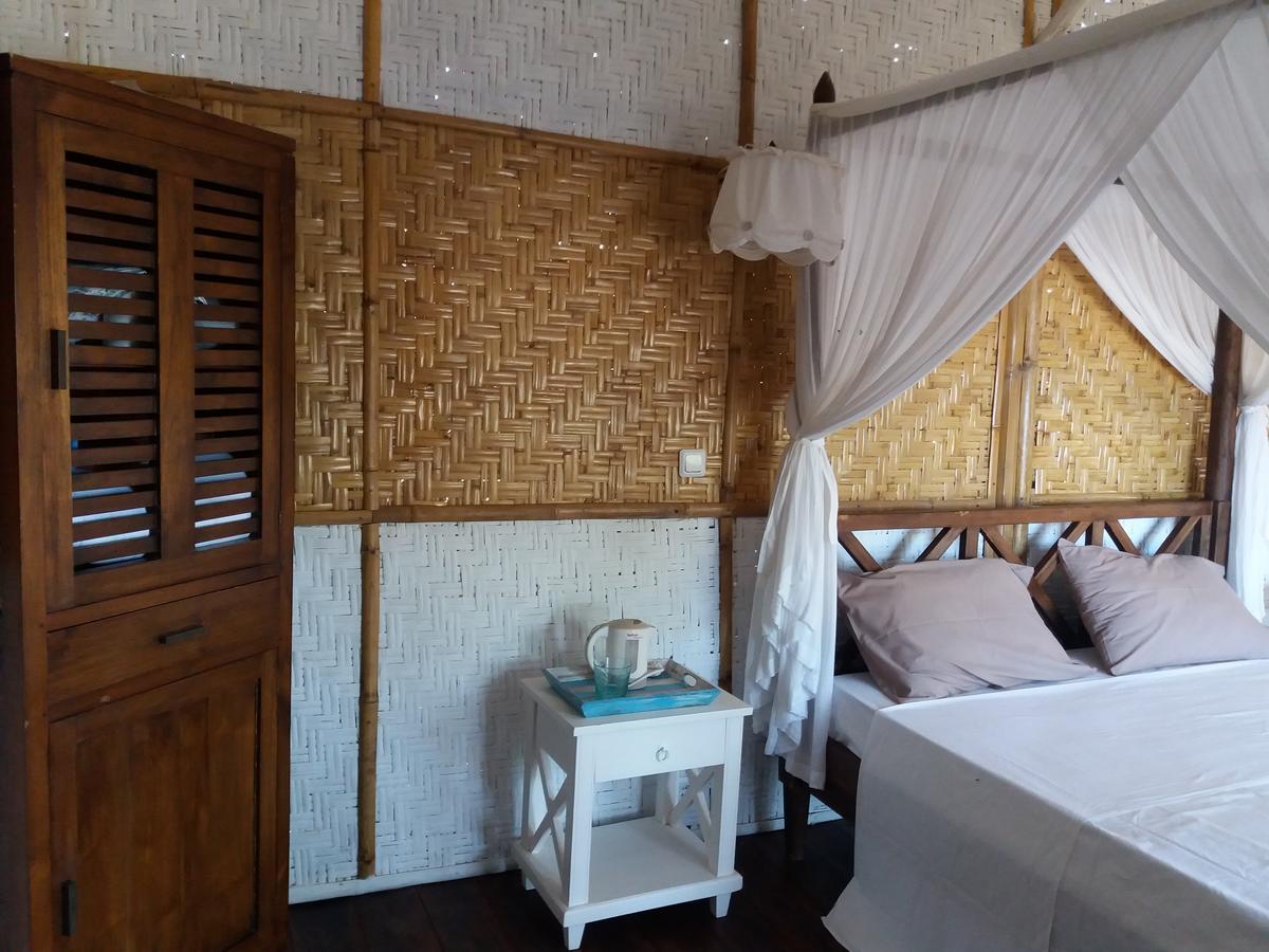 Wera Beach Kadumbul Exterior foto